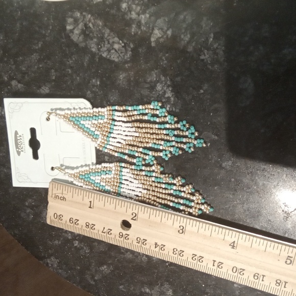 3 For $15 Beaded Beutiful Earrings NEW - Picture 2 of 2